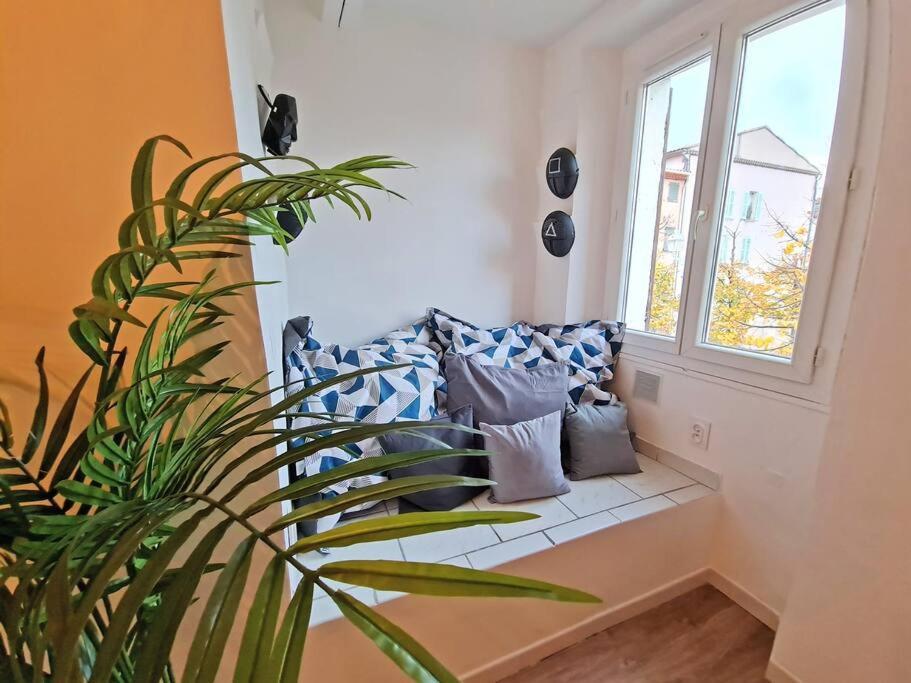Gregbnb - T2 Design 43M2 - Toulon Est - Wifi Fibre - N2 Exterior photo